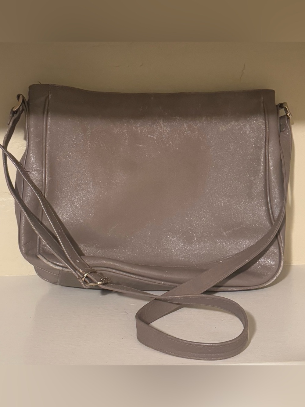Vintage Austin Designs Gray Leather Shoulder Bag
